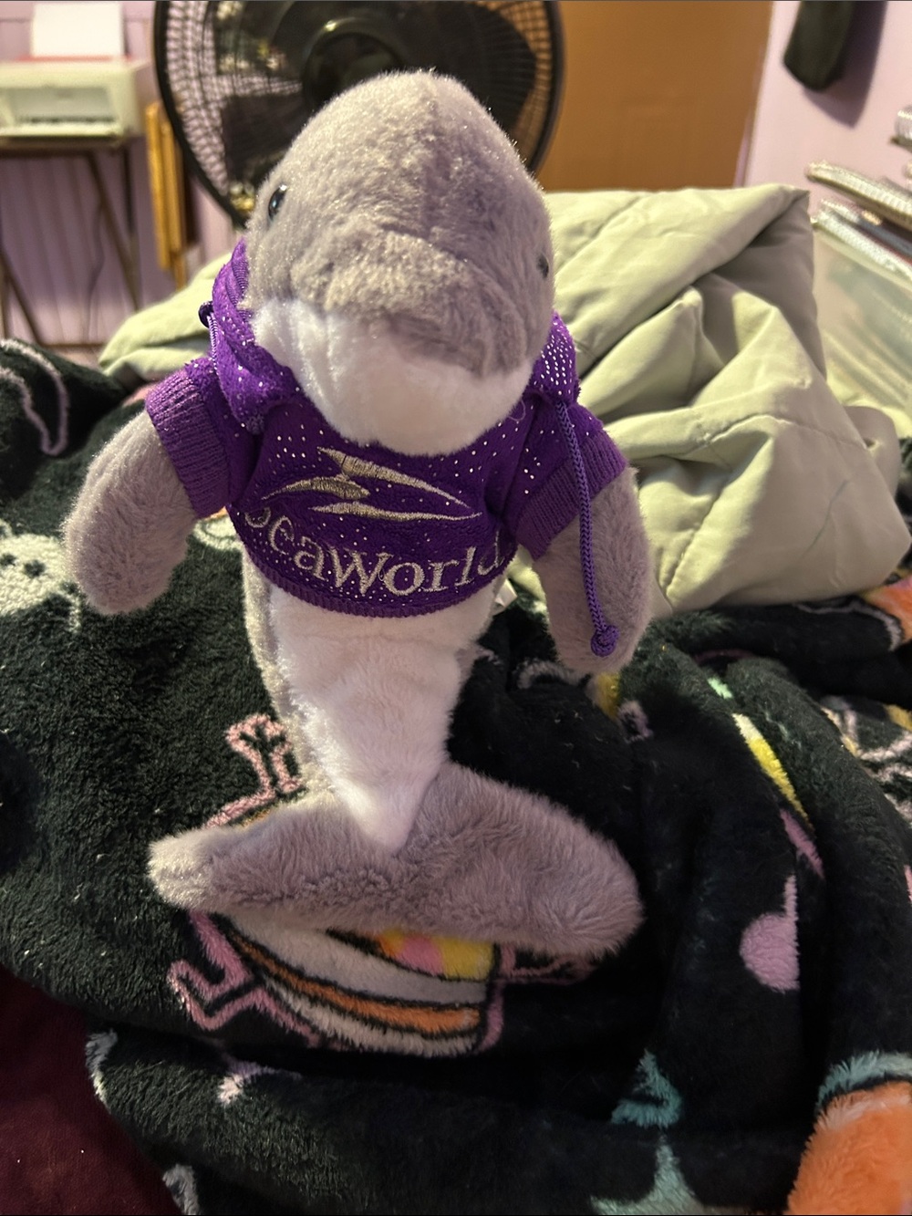 SeaWorld Purple Hoodie Dolphin Plush Stuffed Animal - Picture 8 of 13